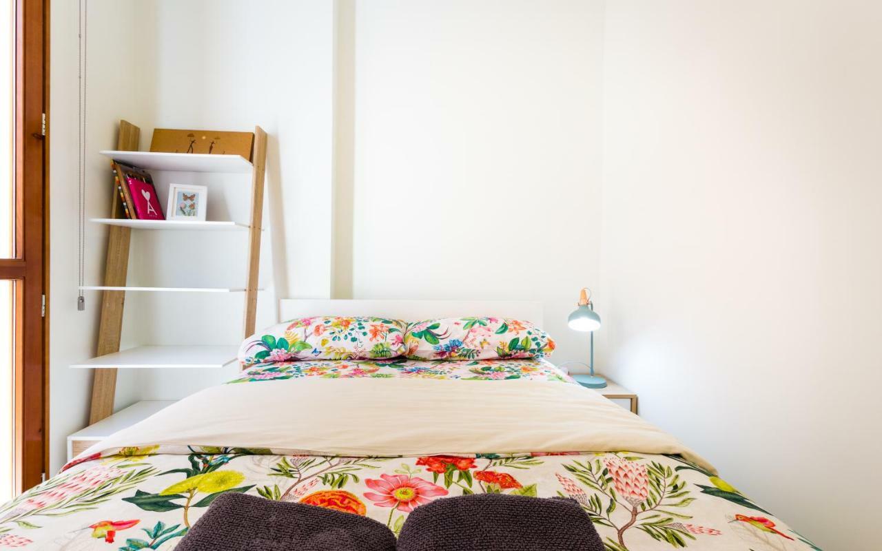 Encantador Piso Nuevo En El Centro De Apartamento