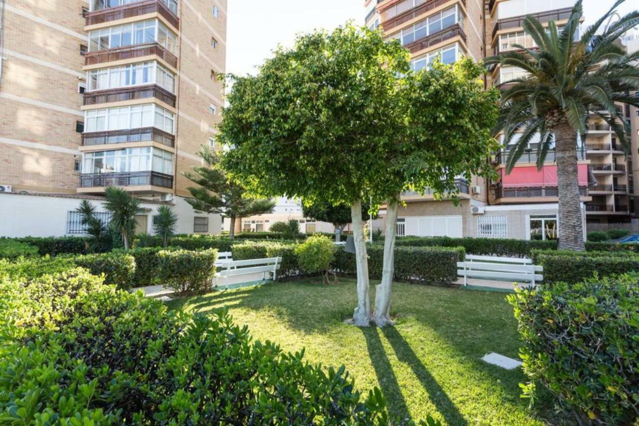 Regina Maris With Swimming Pool * Alicante