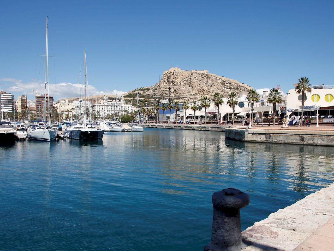 Playa A 500m En Centro Historico Alicante- Holidays B&f Apartment