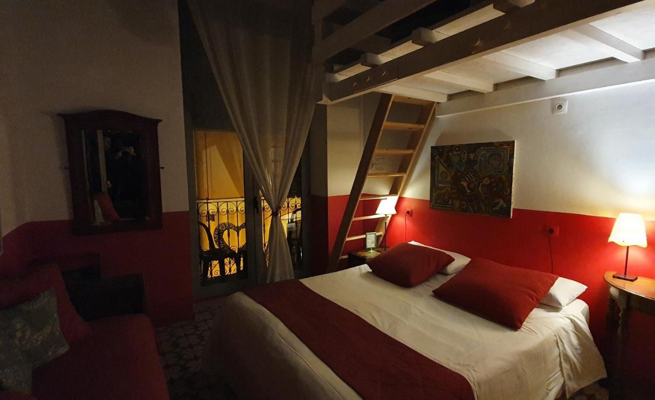 Barrio Boutik Hostal Long Stays *