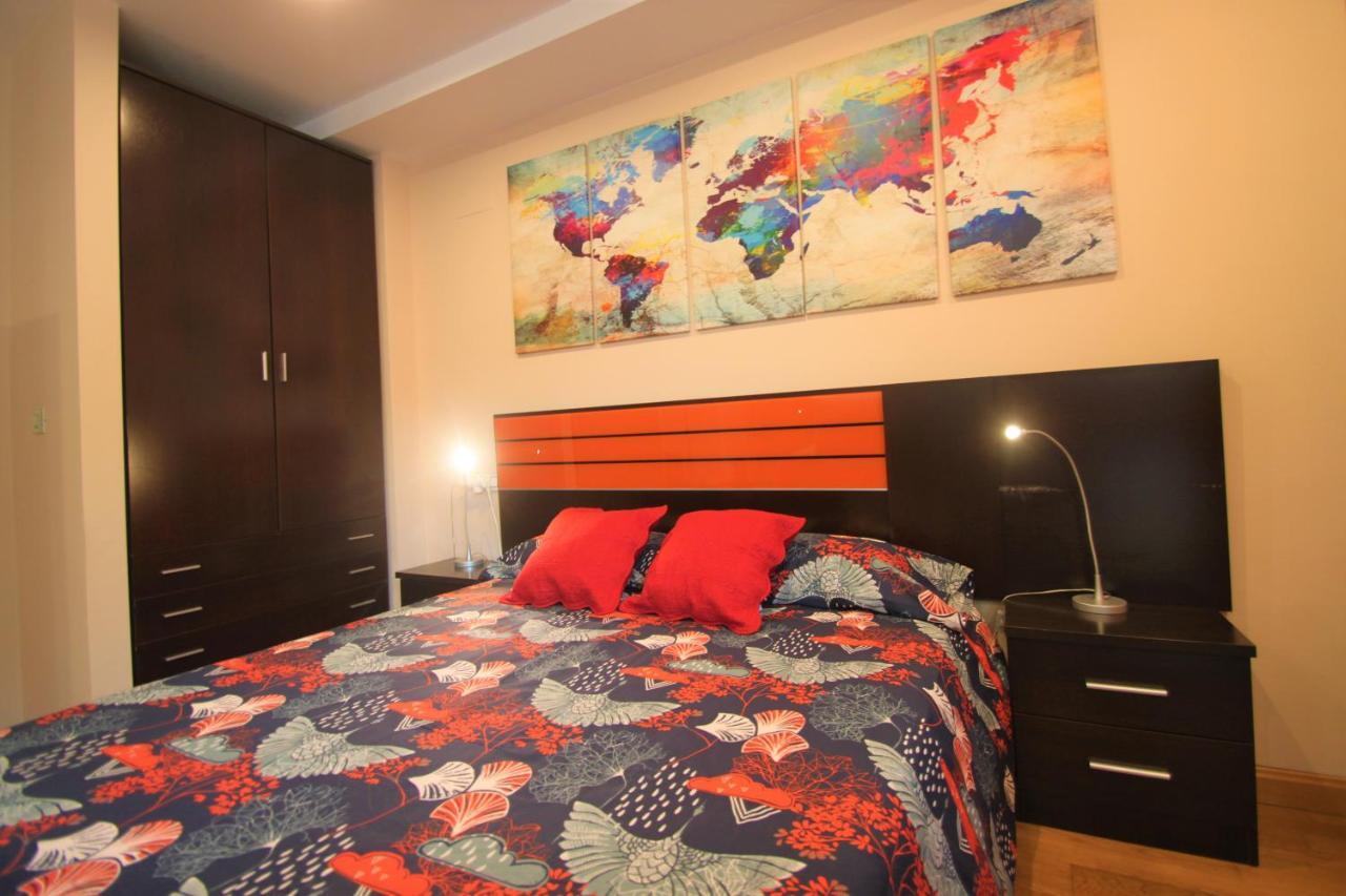 Modern Casaturis With Castle Views A131 Apartamento