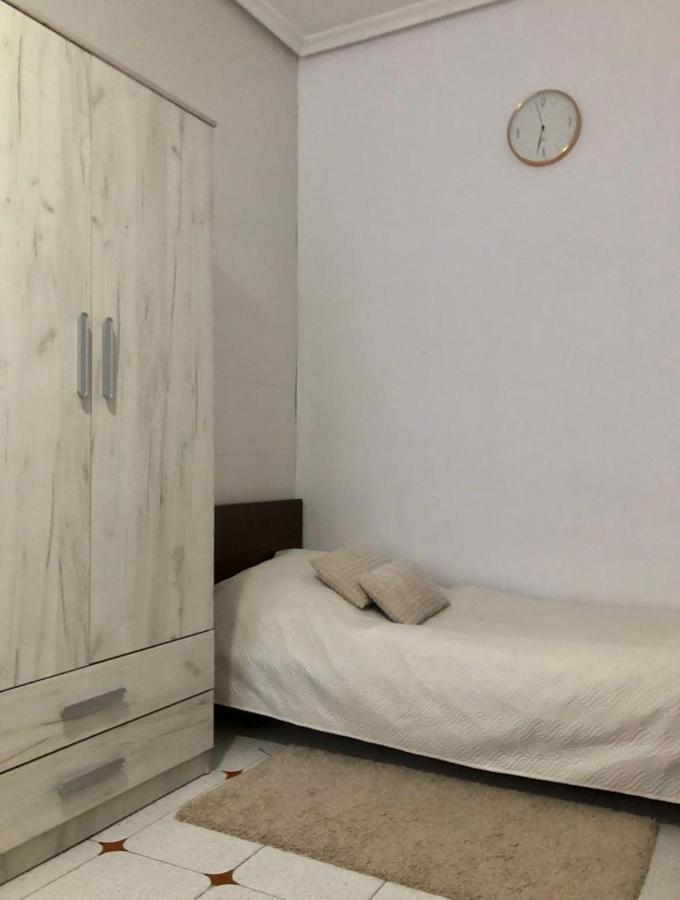 Apartamento Big With Unique Patio Near Santa Barbara Castle