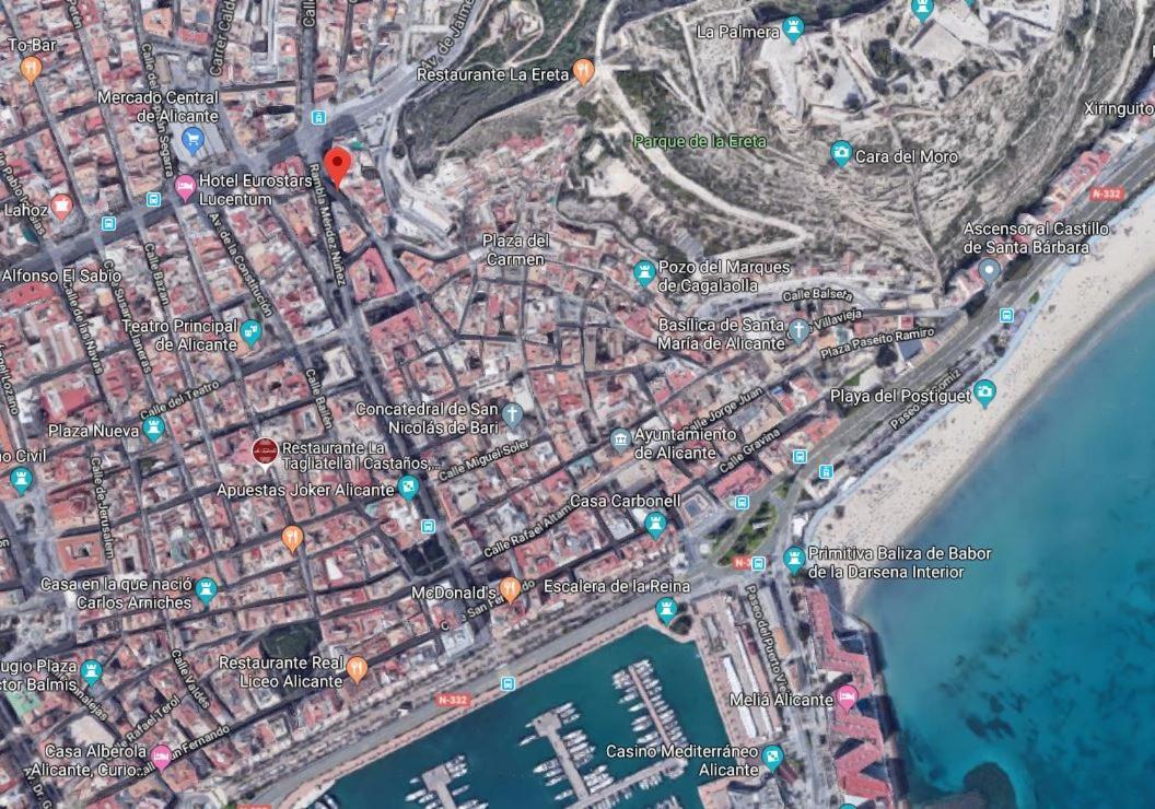 Apartamento Grande-centro Barrio Playa *