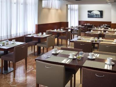 Hotel Eurostars Mediterranea Plaza 4*