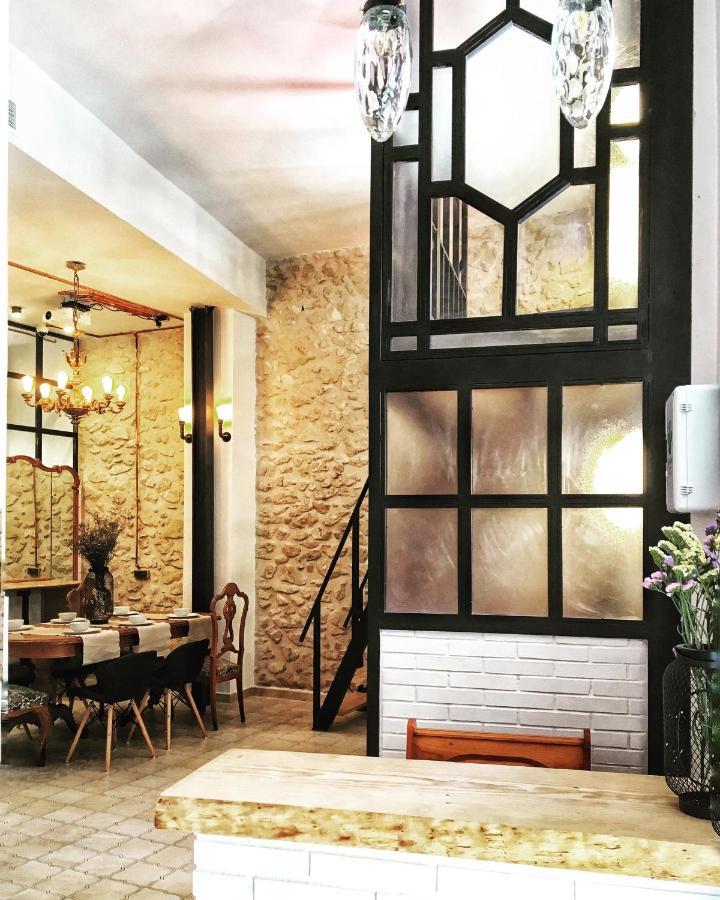 Numero Trece Hostal