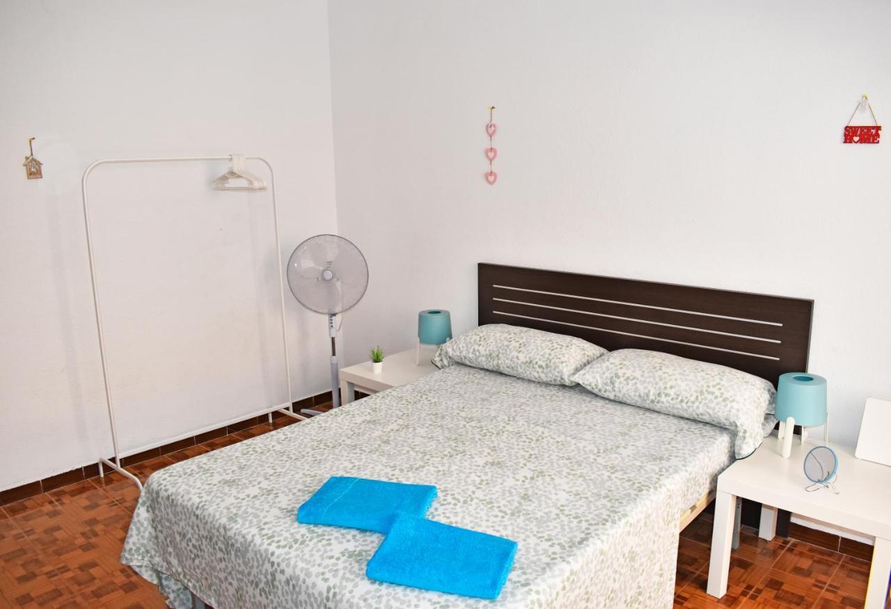 Habitación en casa particular 1 Private With A Window Near The Sea, Wifi
