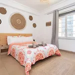 Big Room Happy Alicante