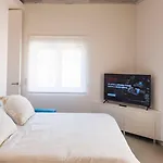 Balmis Plaza Apartments