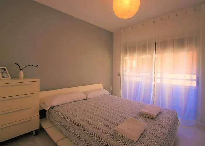 Apartamento CasaTuris con vistas a la playa del Postiguet A103