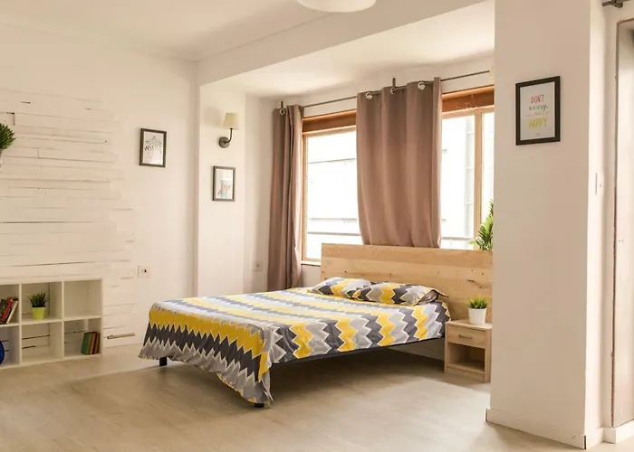 Big Room Happy Alicante