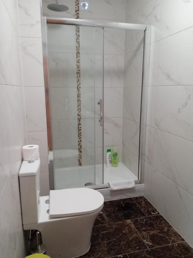 Pensión Casa Brava 2*