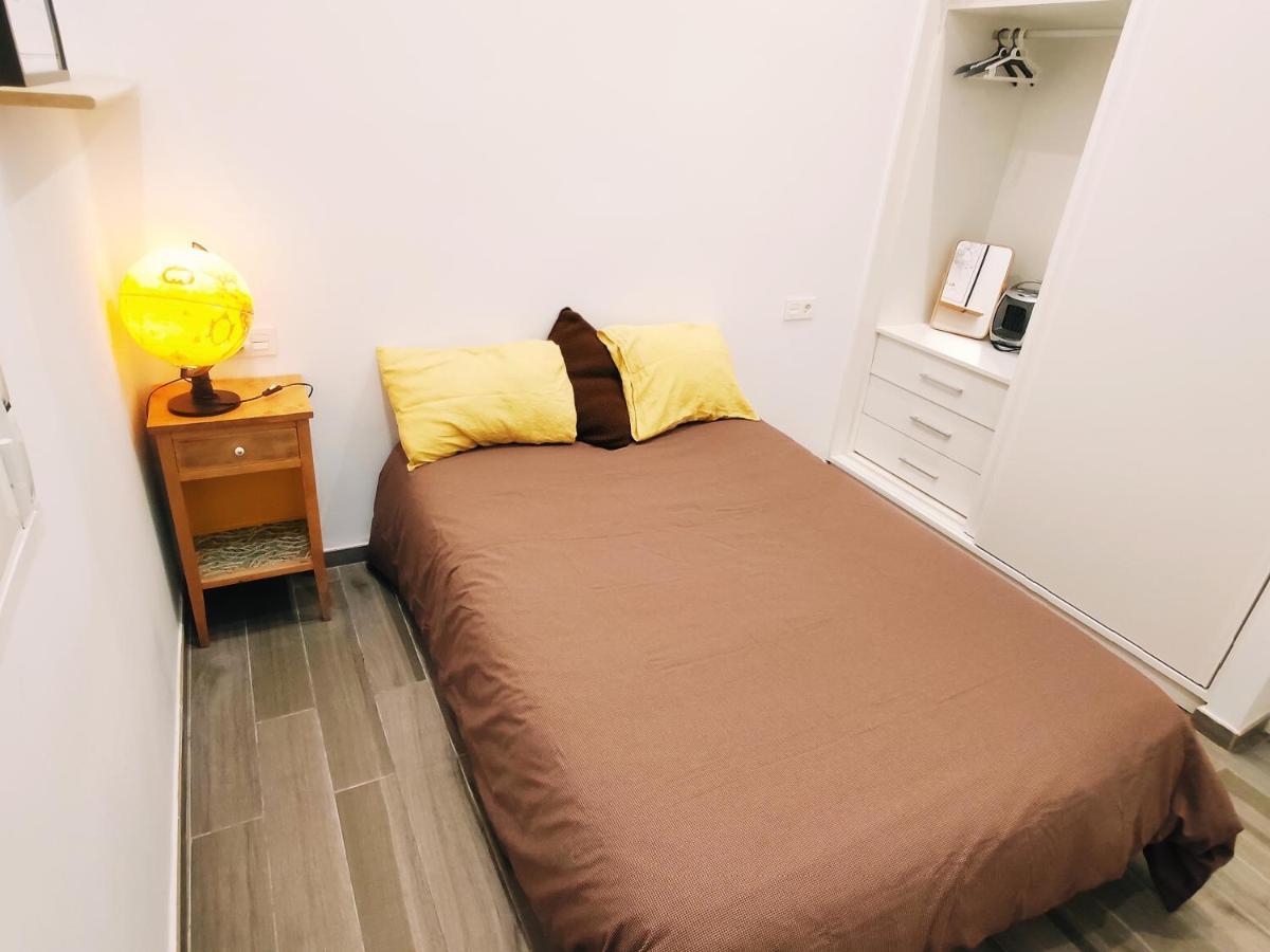 Habitación Privada En Alojamiento Diferente Y Con Calidad En El Centro De Alicante! Bed and breakfast Alicante