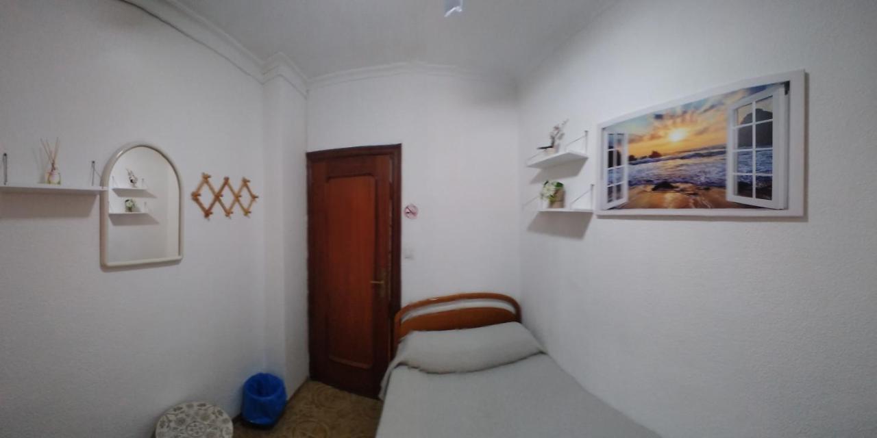 Habitación en casa particular Cozy Single Mercado Central Alicante