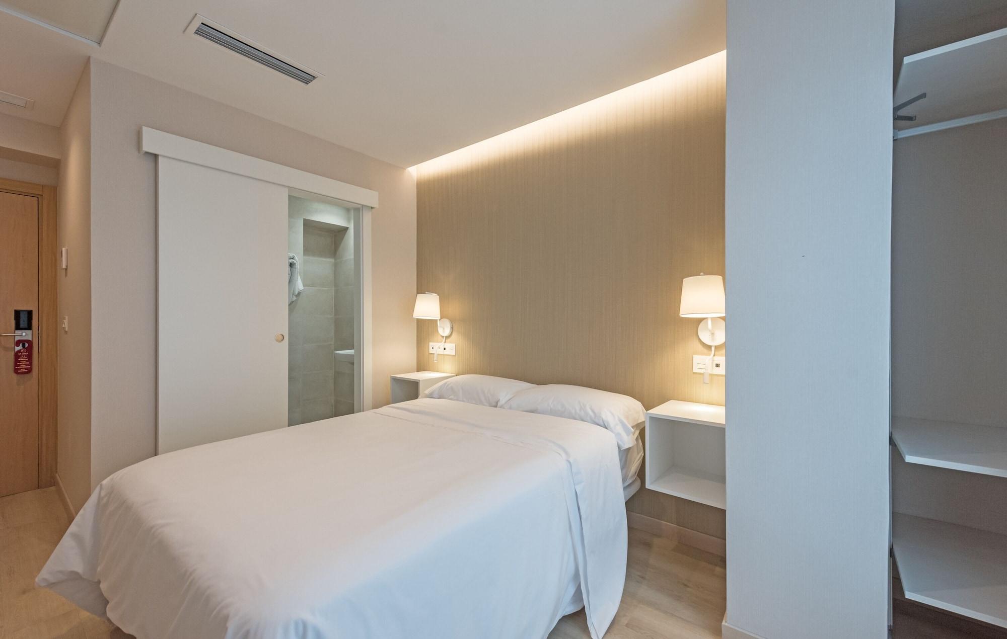 Hotel La Lonja 2*