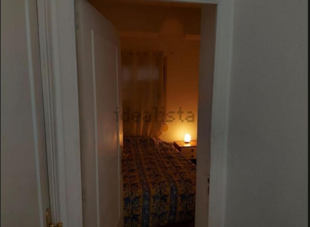 Habitación Cama Grande * Alicante