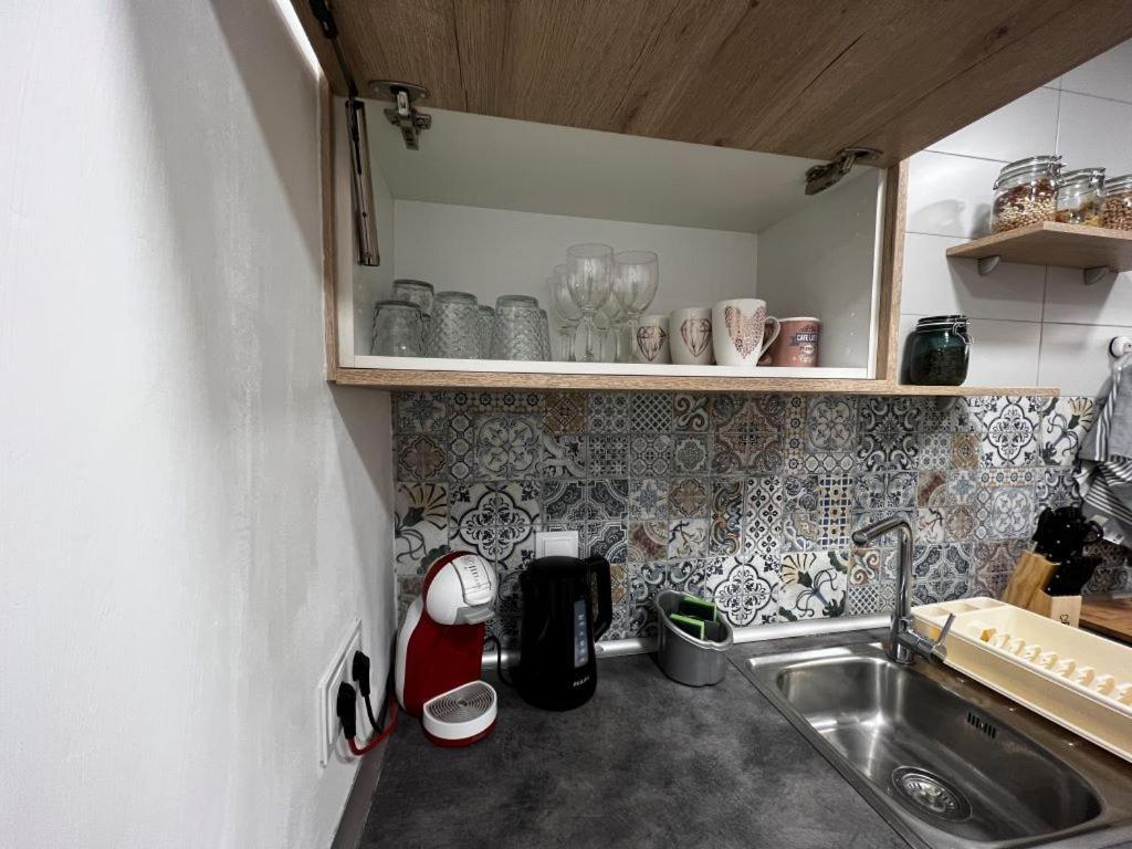 Old Town Apartment *
