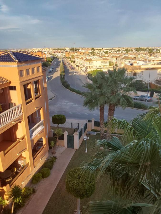 Villamartin - Violetas 555 * Alicante