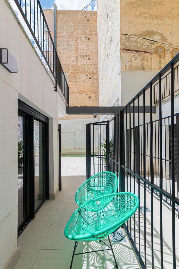 Breton 17 Apartment *