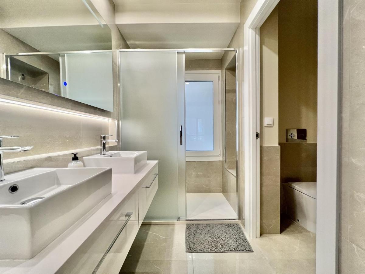 Cozy San Cristobal In Heart Of Apartamento