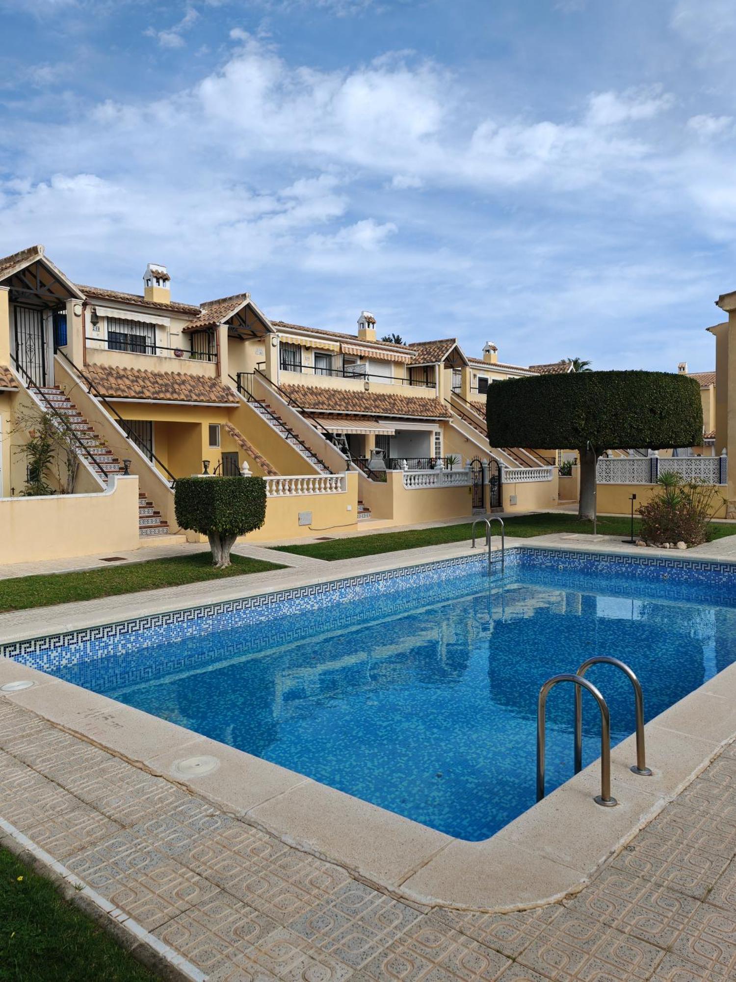 Apartamento Sandy Bunker 2 Bed And Pool