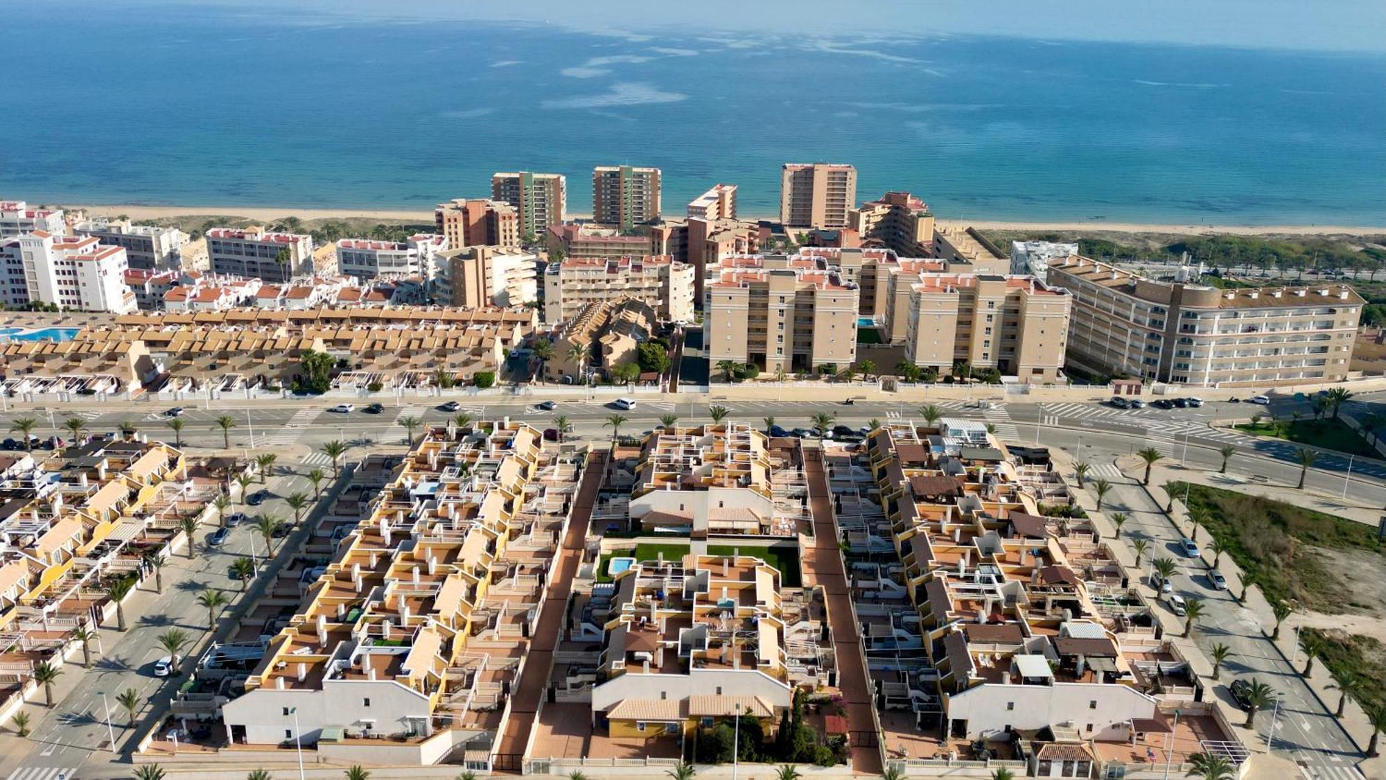 Apartamento Arenales Beach Apartament *