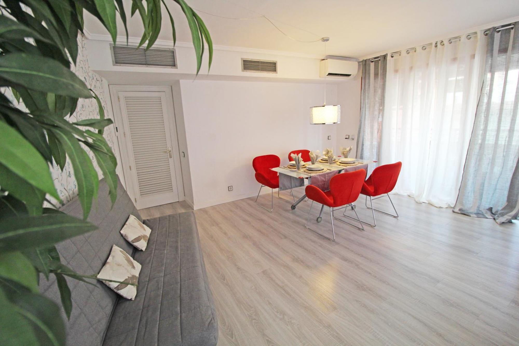 Castle Views. Terrace. Design Style. Ac. Wifi. Refurbished. Supercentric. * Alicante