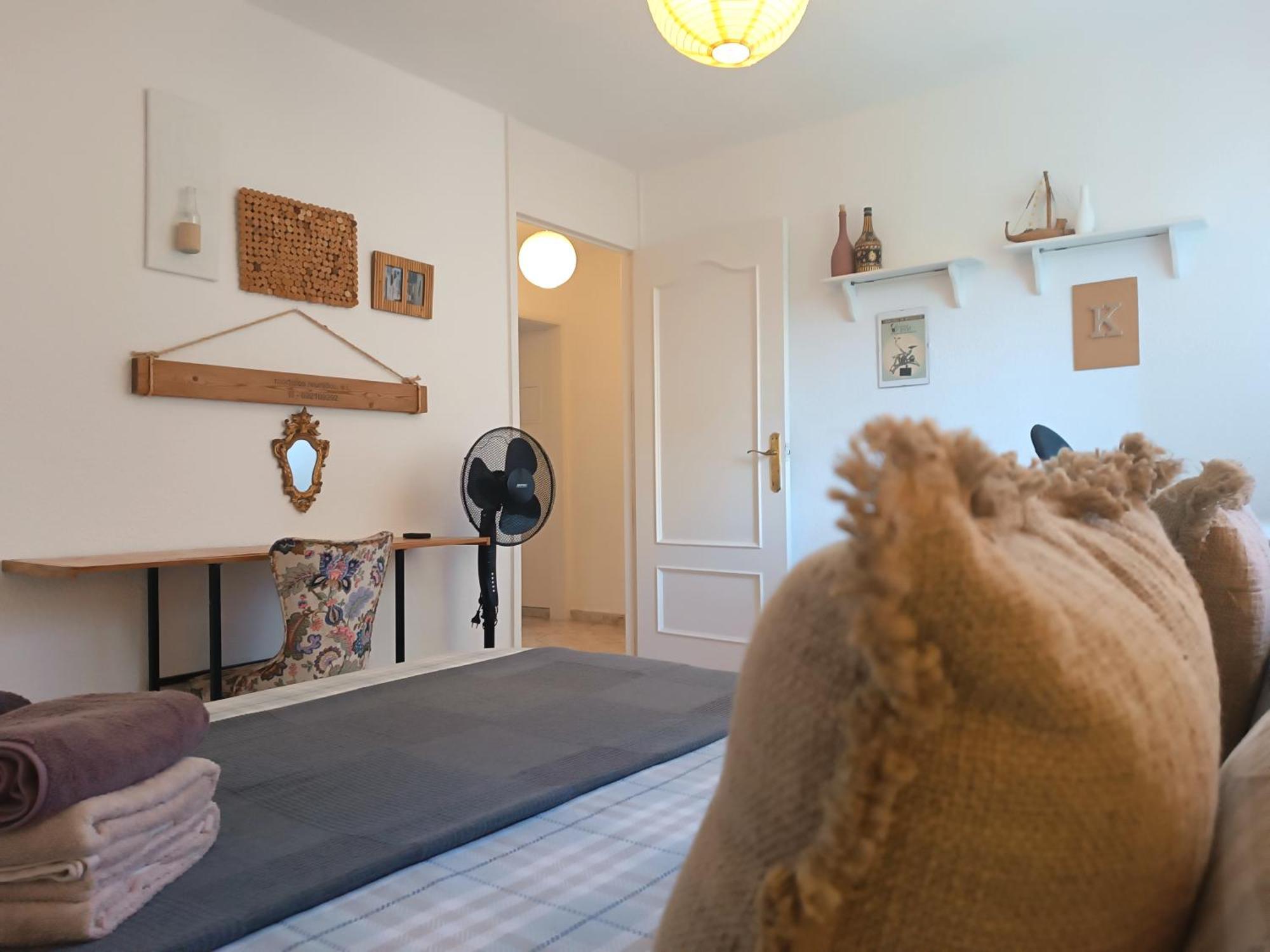 En La Playa - Alicante, Costa Blanca - Olivos Apartamento Alicante