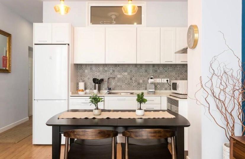 Lovely Barrio Apartamento