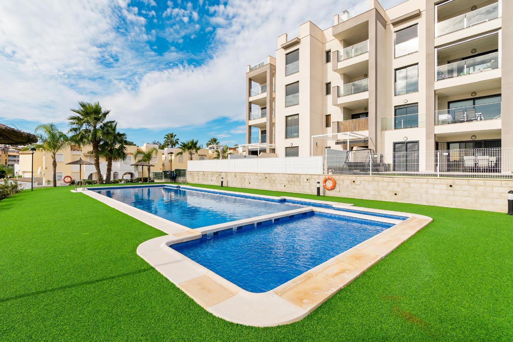 Valentino Golf Ii Sunrise Apartment
