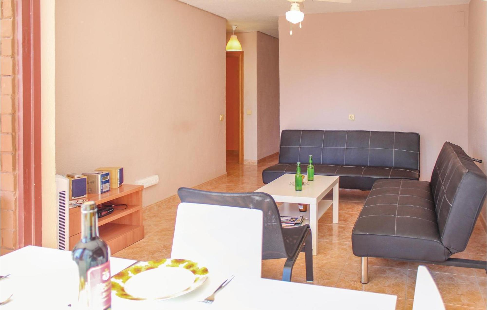 Apartment 2 Bedroom Pet Friendly In *