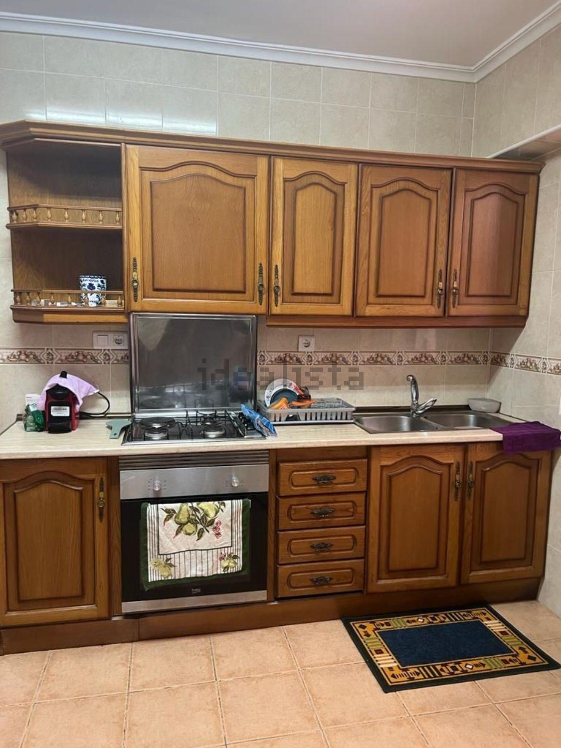 комната в центре аликанте рядом с пляжем Habitación en casa particular
