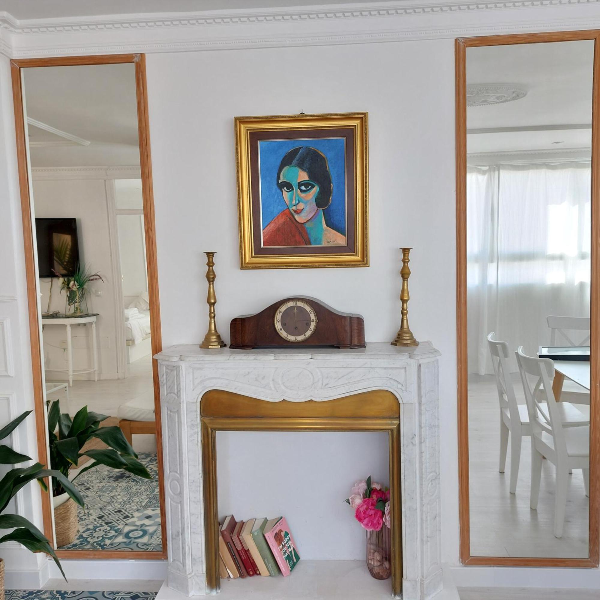 Lux Loft In Front Of The Port Apartment