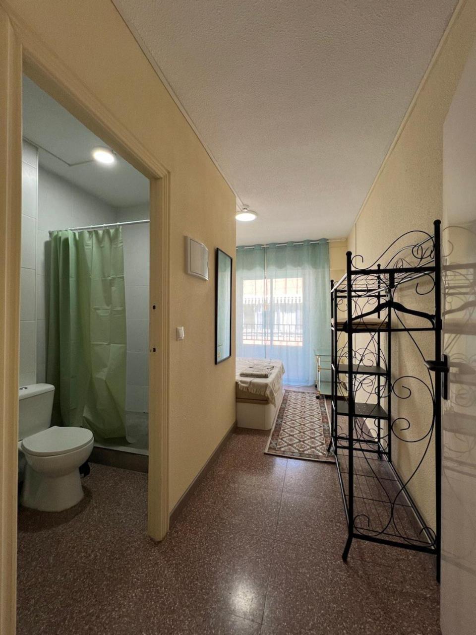 Doctor Buades Hostal *