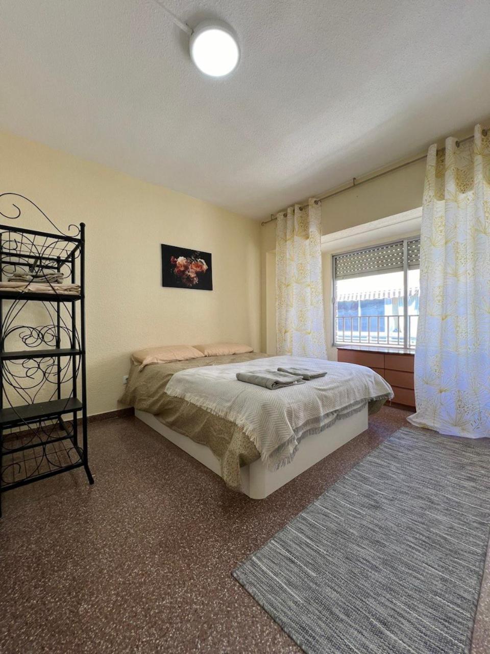 Doctor Buades Hostal *