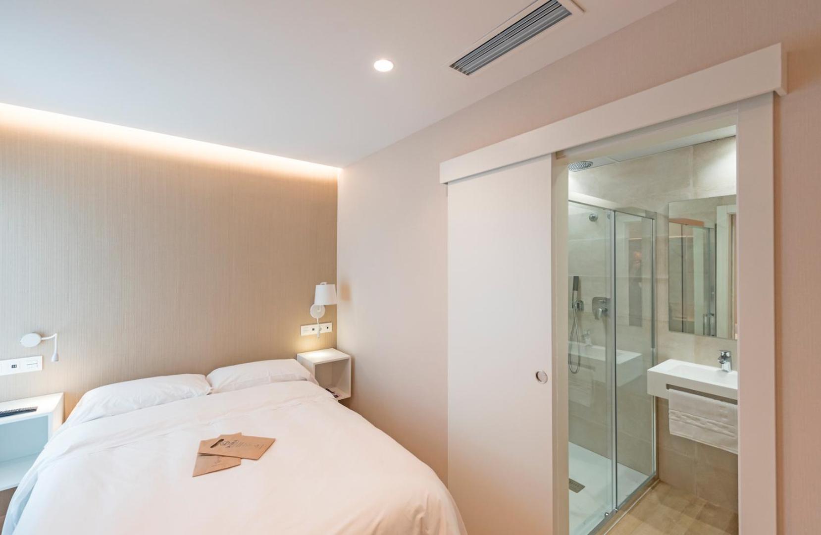 Hotel La Lonja 2*