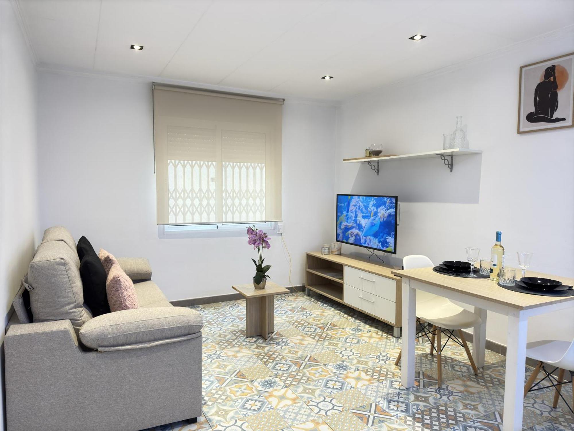 Apartamento Centrico, Reformado, Frente A Playa De Y Piscina *