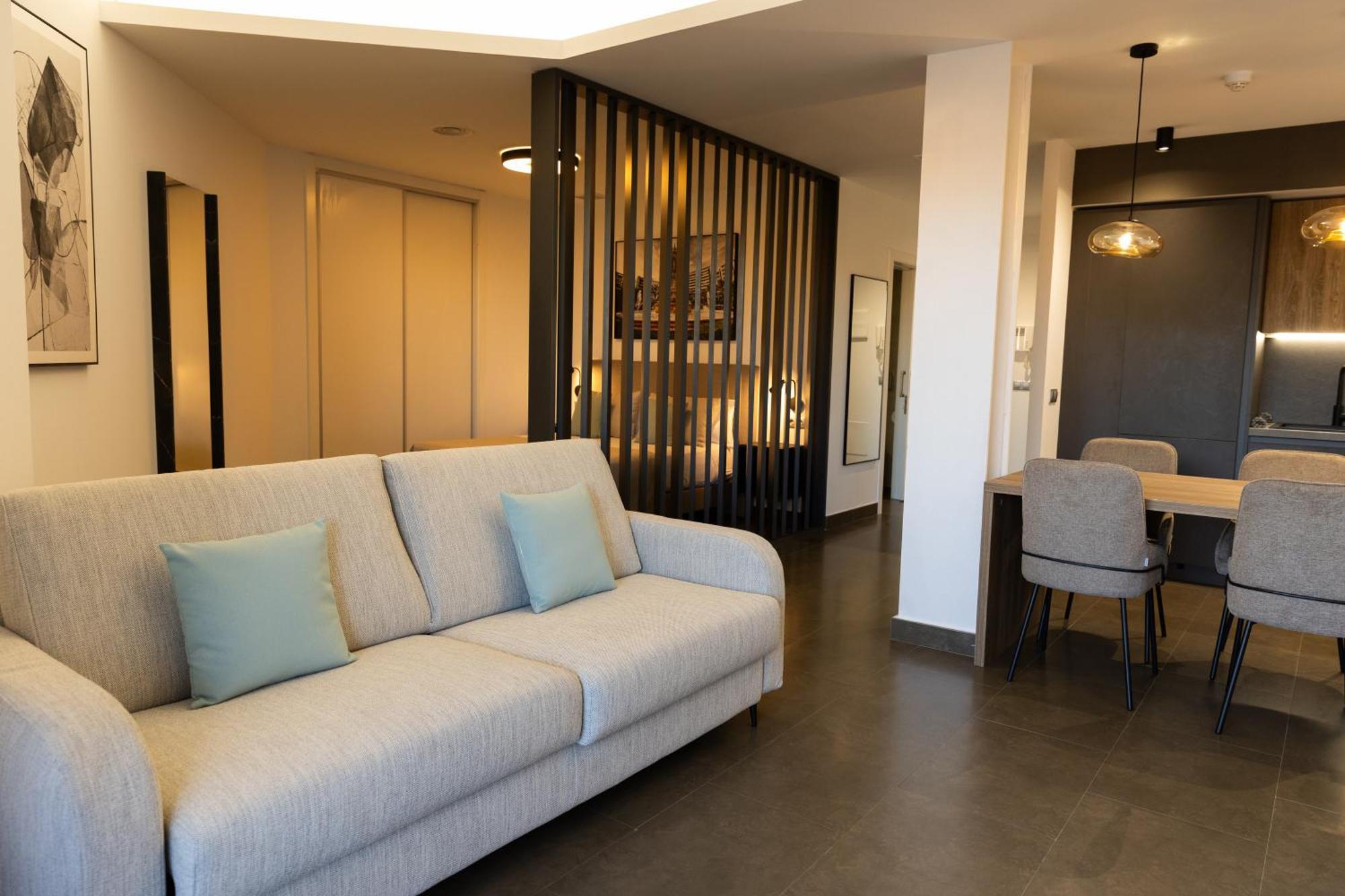 Guillman Aparthotel *