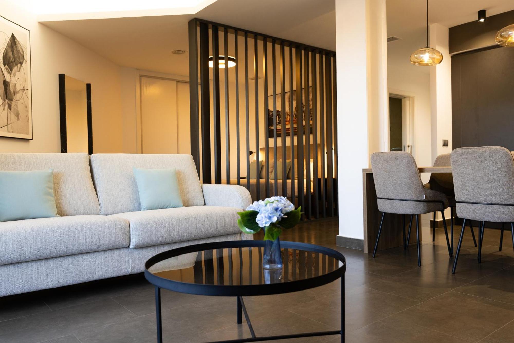 Guillman Aparthotel
