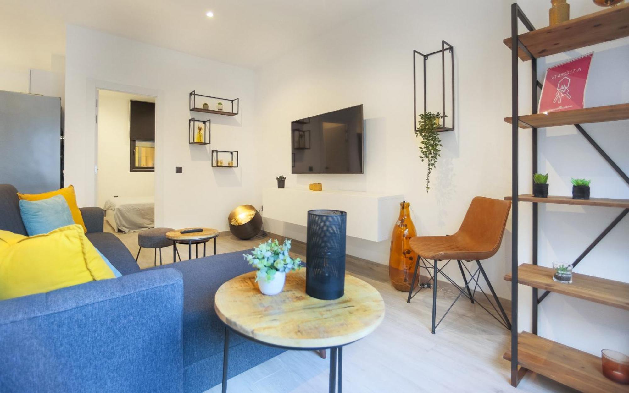 Perfectly Eliza By United Renters *