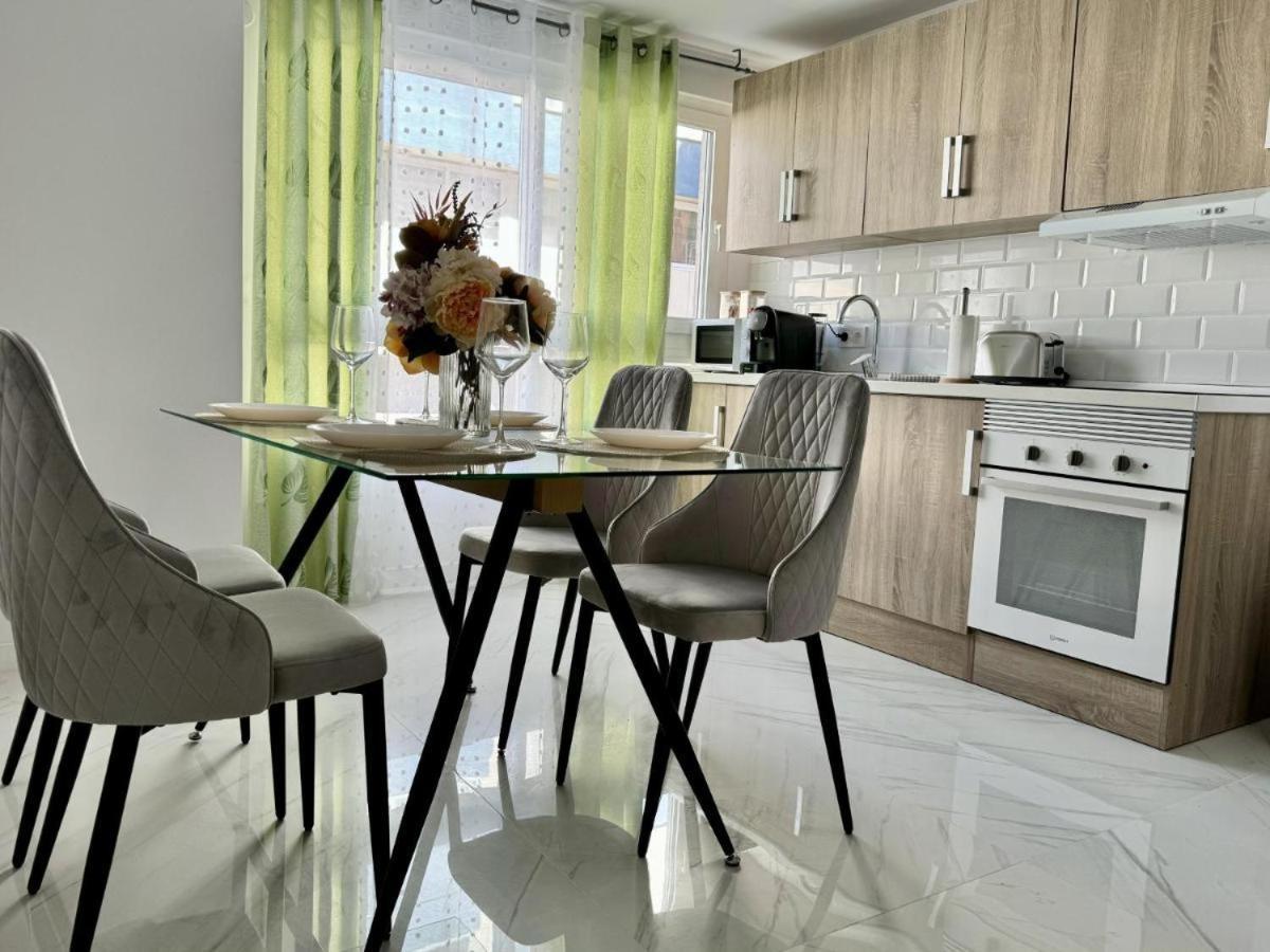 Central Alicante Apartment
