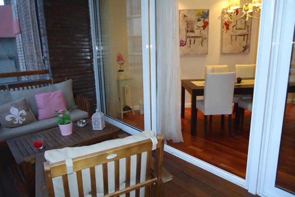 Apartment Lovely Loft Rambla