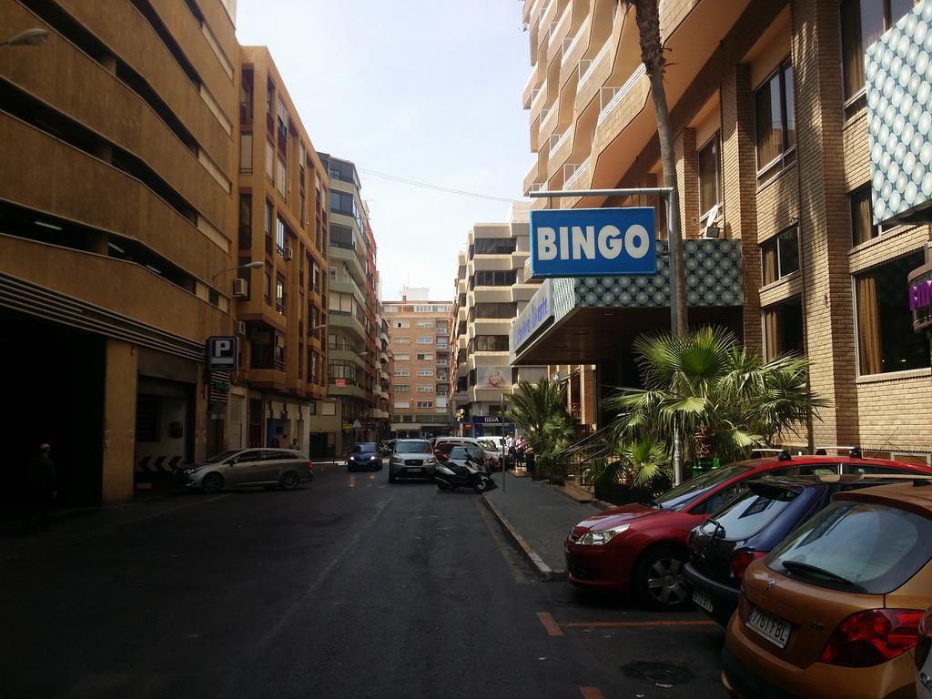 Apartment International *