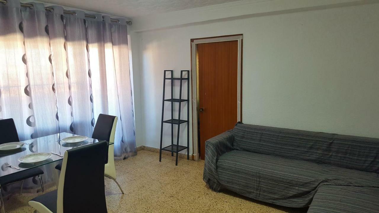 Aticoalikante Habitación en casa particular Alicante