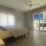 Apartamento Moderno Y Coqueto En Playa San Juan