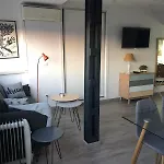 Apartment In City Center