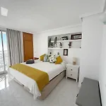 Apartamento Sobre El Mar