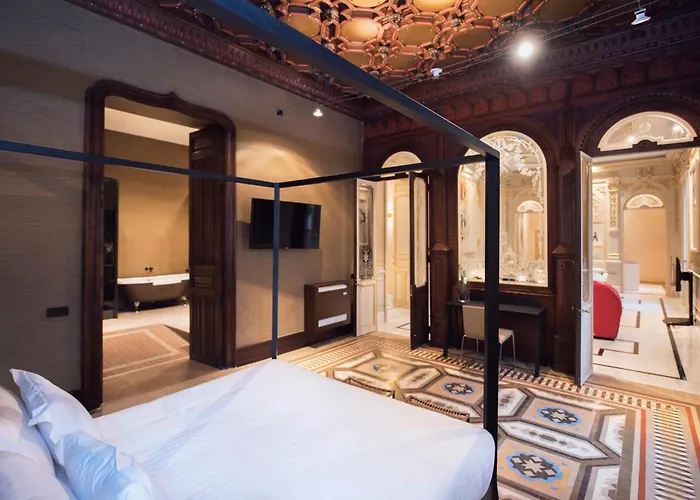 Palacio Salvetti Suites