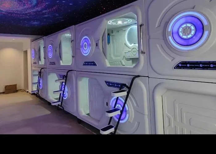 Just Hostel Capsules
