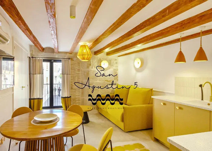 Cozy Charming Apartment In Historic Center