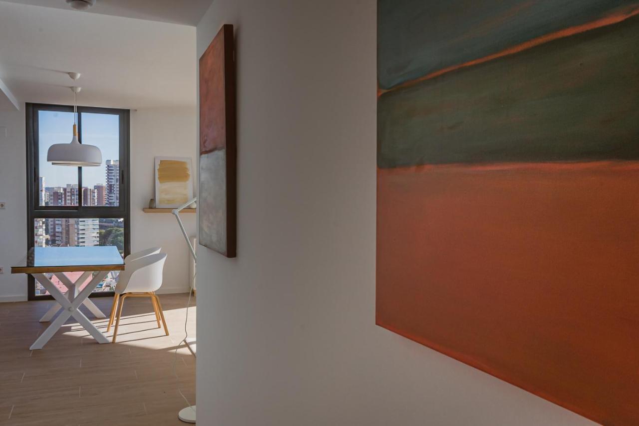 Modern Sea Front Jacuzzi Blue Sky Apartamento *